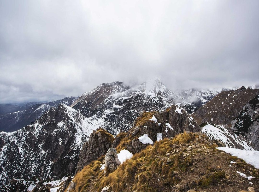 Staying Safe: Navigating International Content Responsibly